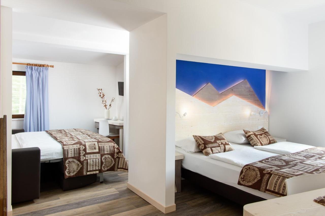 Hotel Garni Roberta Malga Ciapela Luaran gambar