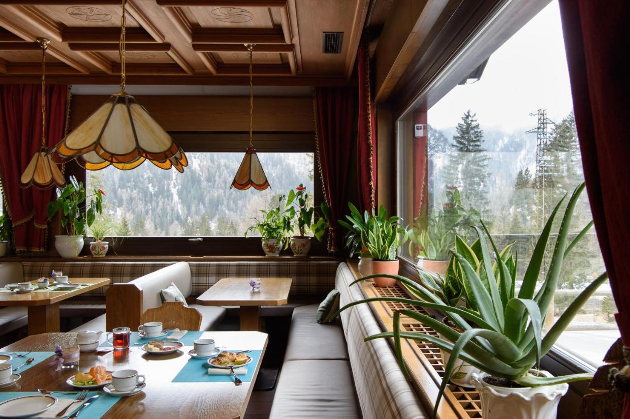 Hotel Garni Roberta Malga Ciapela Luaran gambar